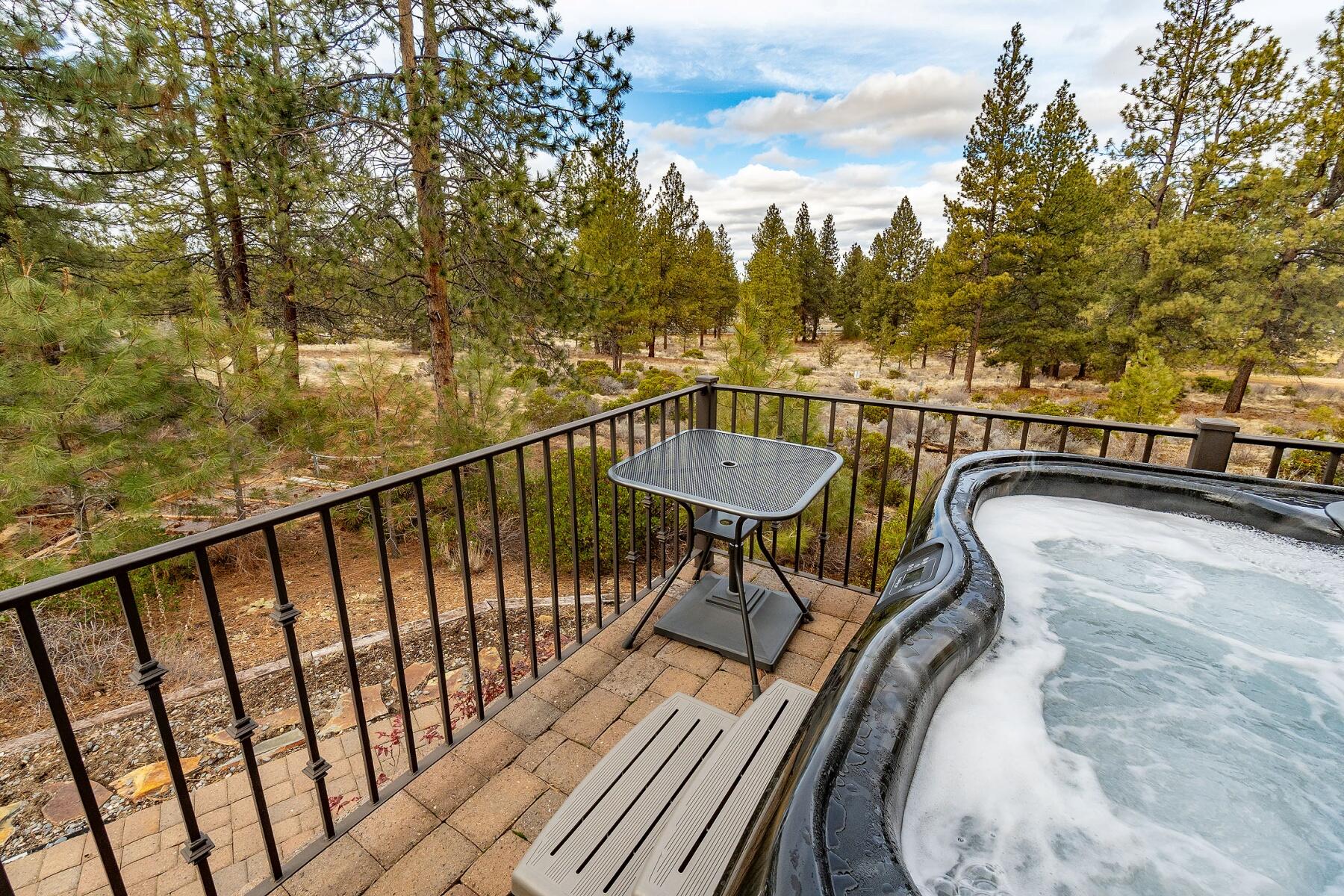 20112 Star Fire Ridge Court Bend, OR 97702 - Photo 49 of 72