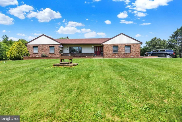 $839,000 | 6877 Old Highway 22, Bethel, PA 19507