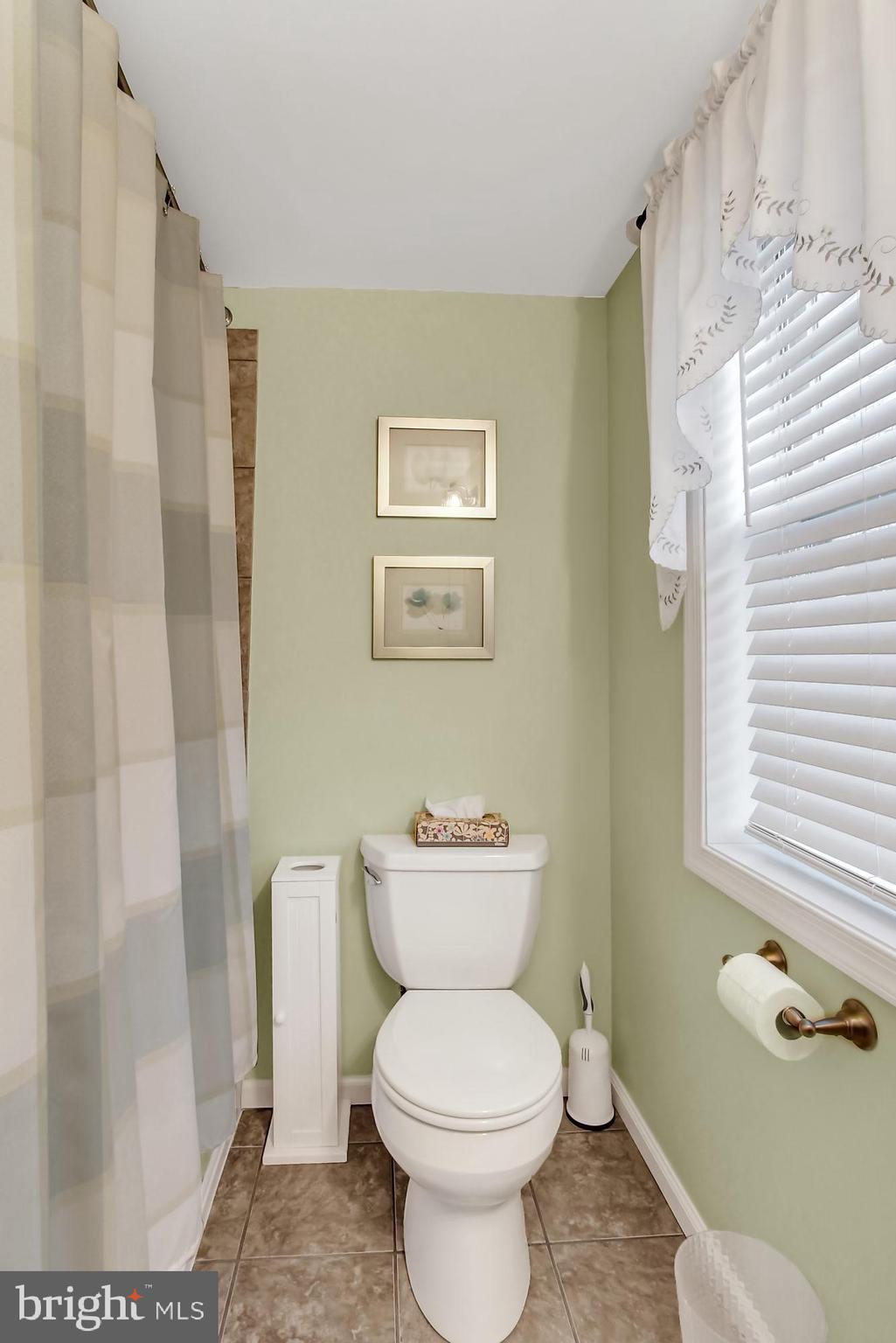 306 East Moyer Road Pottstown, PA 19464 - Photo 14 of 24 Main bedroom Ensuite