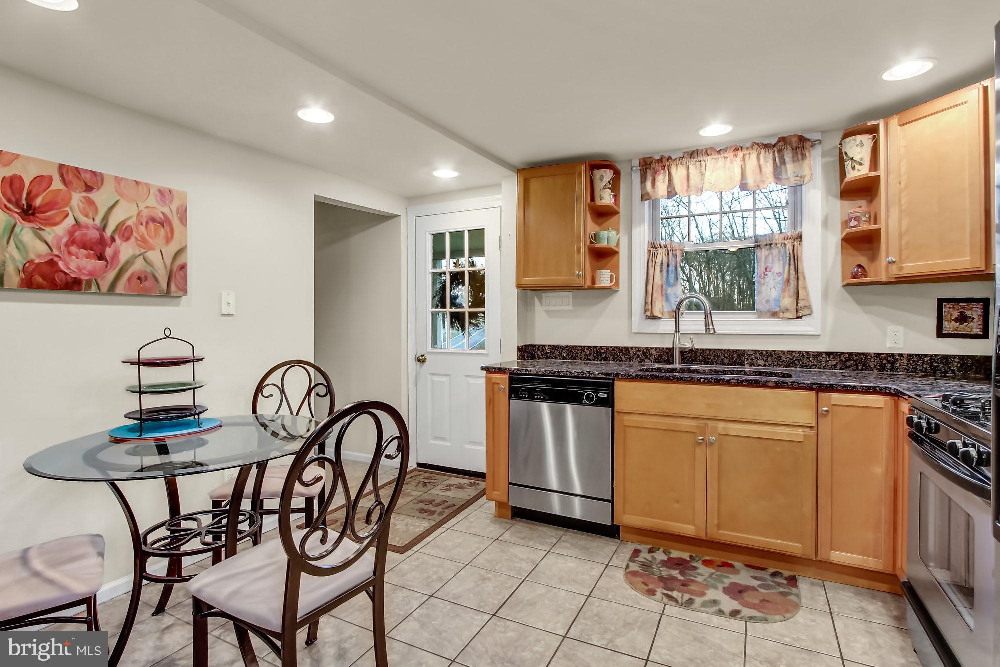 306 East Moyer Road Pottstown, PA 19464 - Photo 5 of 24 Gallery Image 5