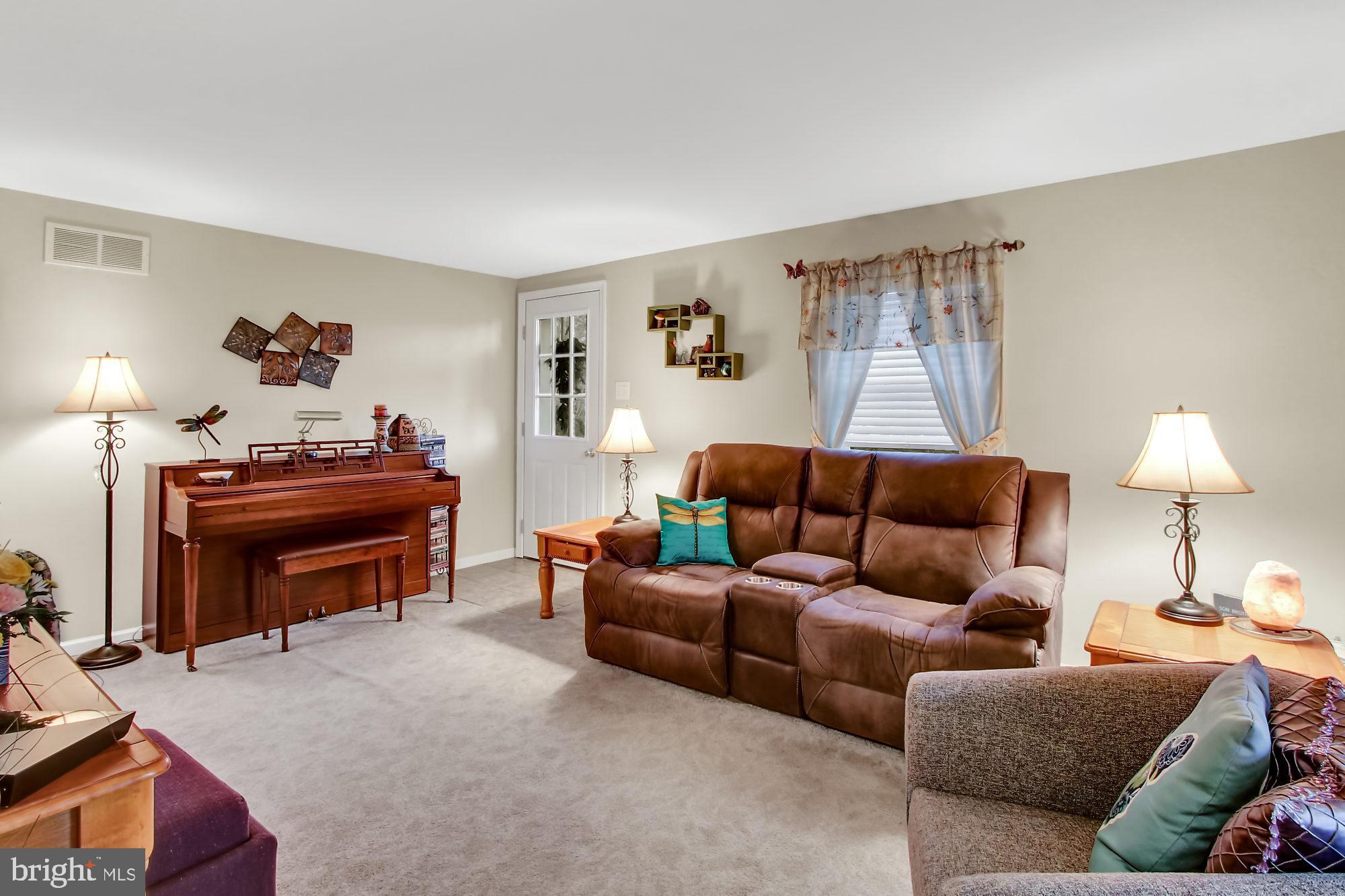 306 East Moyer Road Pottstown, PA 19464 - Photo 9 of 24 Living Room