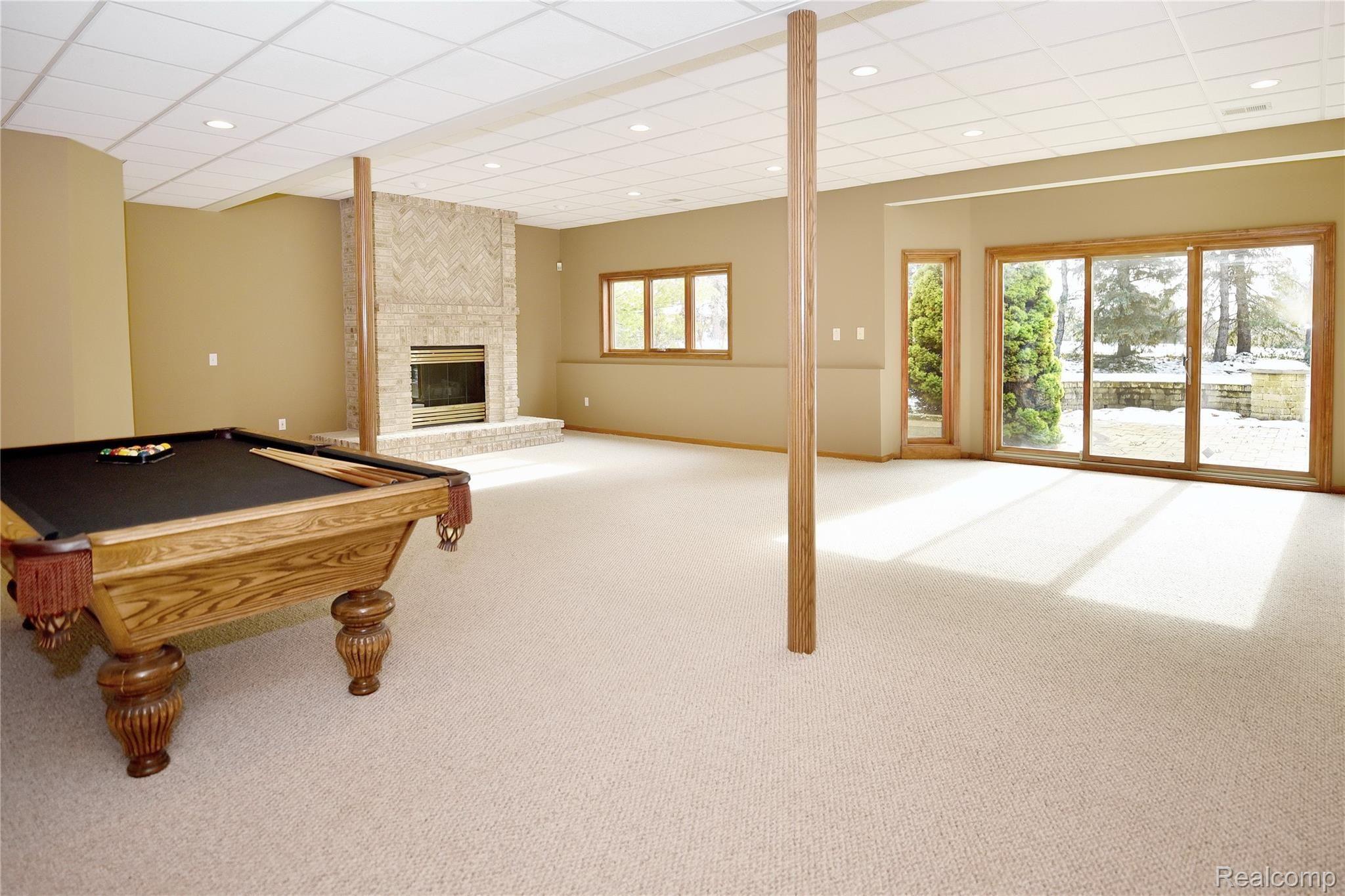 3587 Vineyard Springs Court Rochester, MI 48306 - Photo 32 of 39 3587 Vineyard Springs_31.JPG