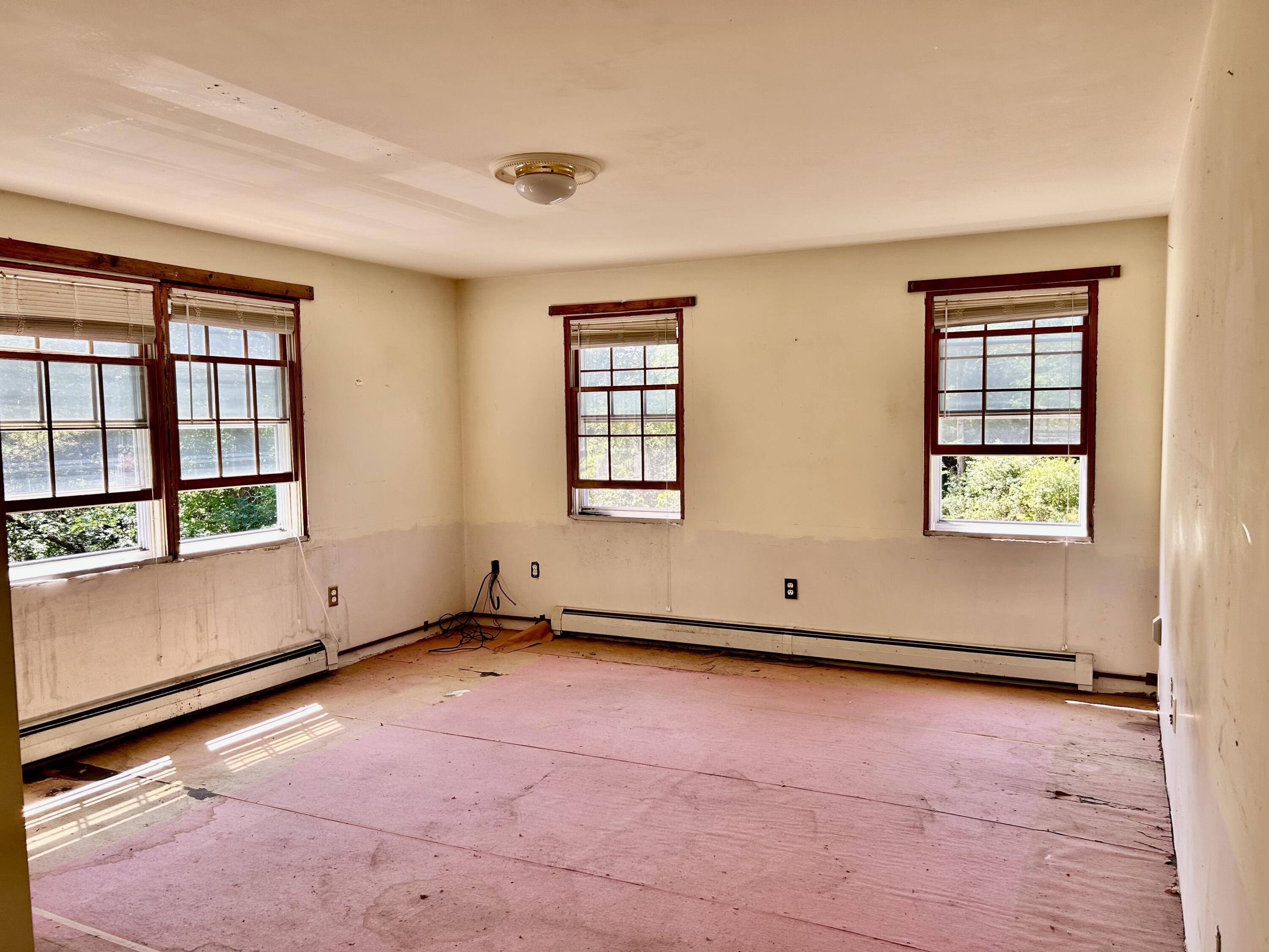 10 Benson Road Truro, MA 02666 - Photo 12 of 50 firstfloorensuite1