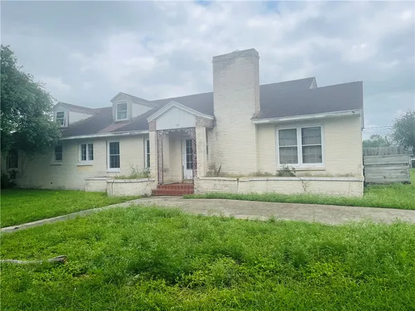 $85,000 | 626 Fetick Avenue, Taft, TX 78390