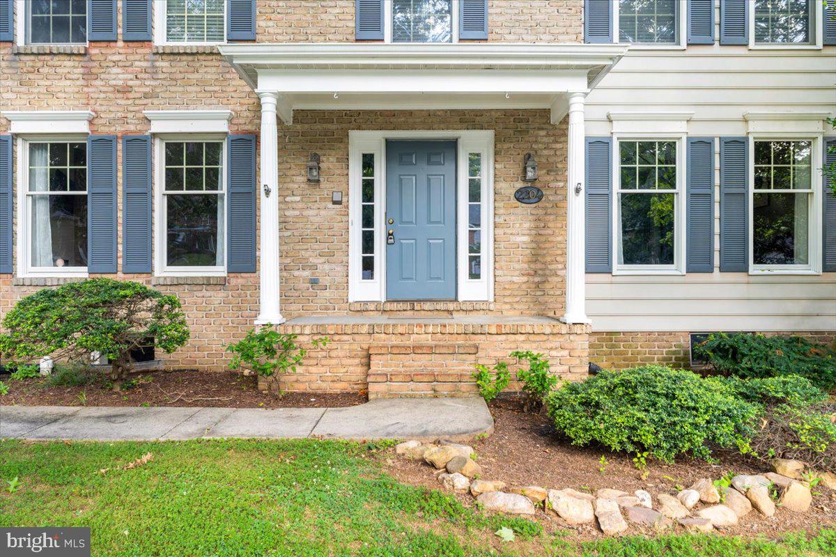 2204 Banner Hill Road Frederick, MD 21702 - Photo 2 of 61 Gallery Image 2