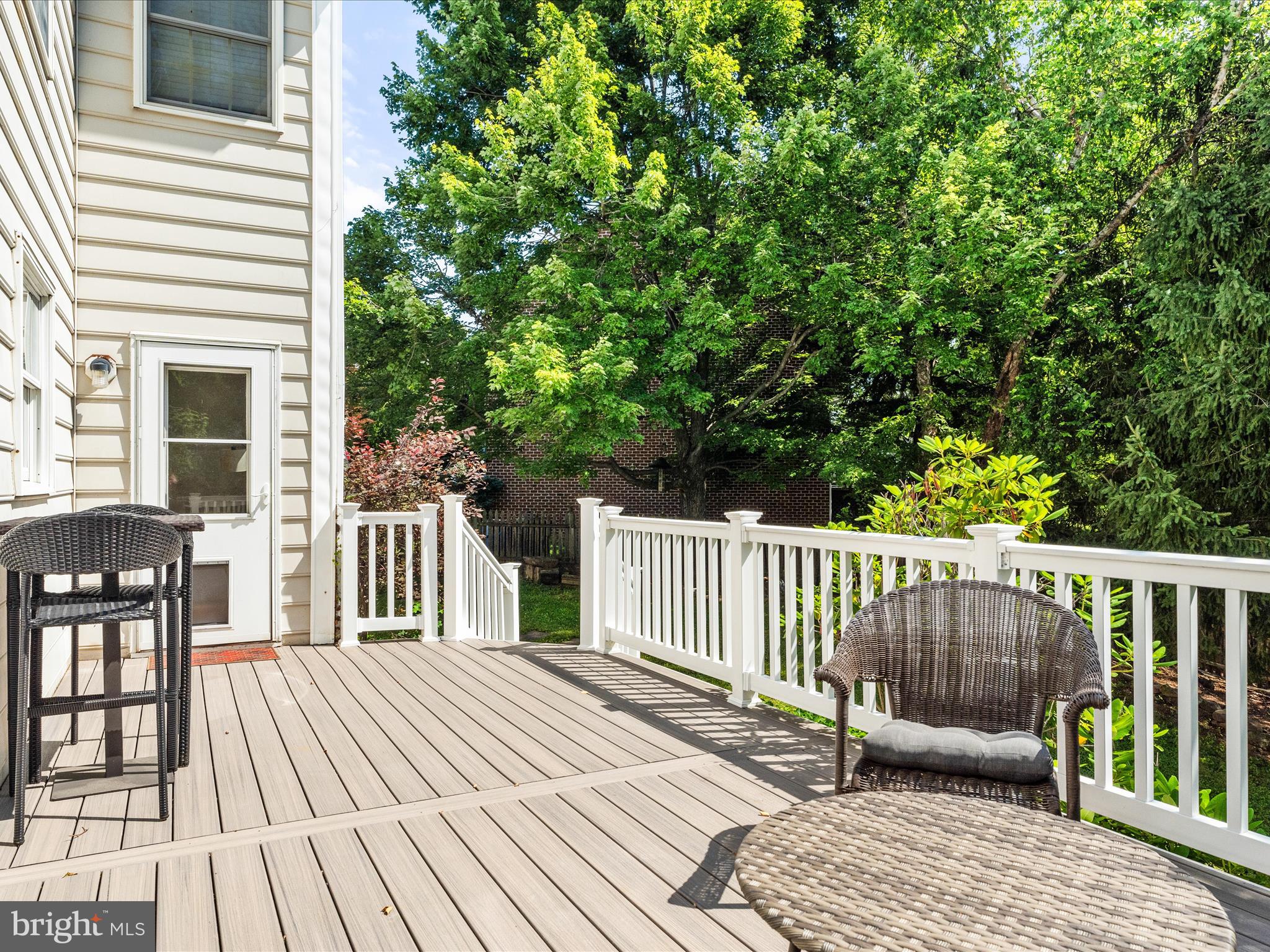 2204 Banner Hill Road Frederick, MD 21702 - Photo 45 of 61 Newer trex deck