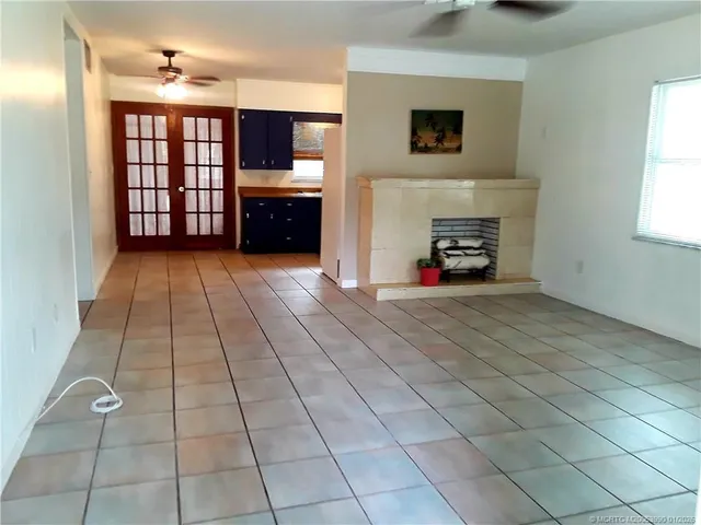 $2,200 | 2172 Northeast Pelican Terrace, Jensen Beach, FL 34957