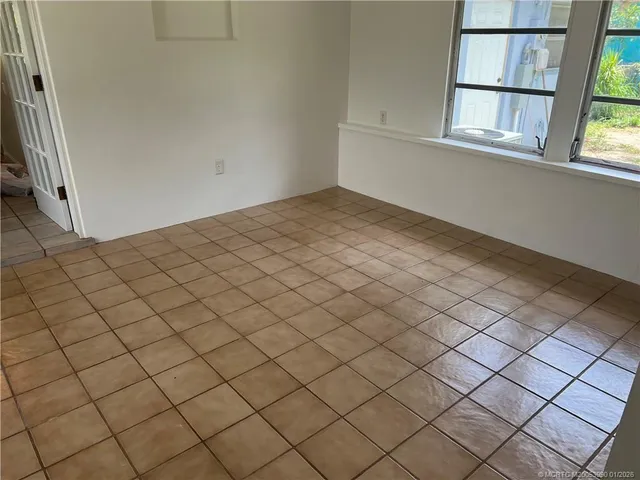 $2,200 | 2172 Northeast Pelican Terrace, Jensen Beach, FL 34957