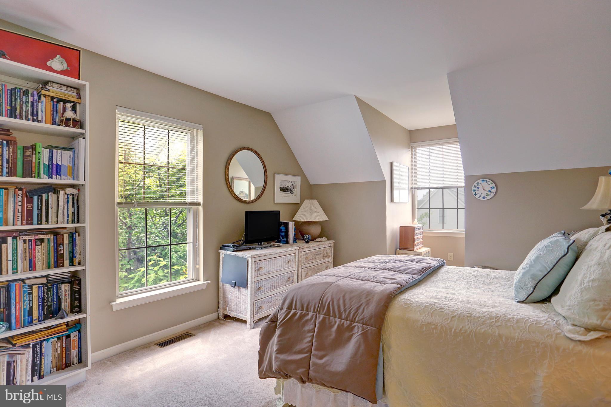 147 Hunters Ridge Drive Harrisburg, PA 17110 - Photo 11 of 23 Gallery Image 11