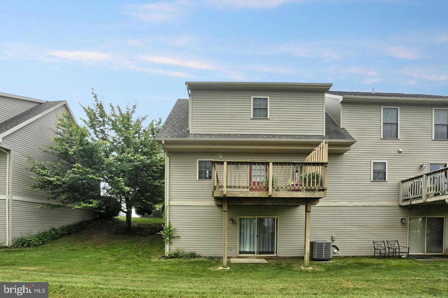 147 Hunters Ridge Drive Harrisburg, PA 17110 - Photo 21 of 23 Gallery Image 21