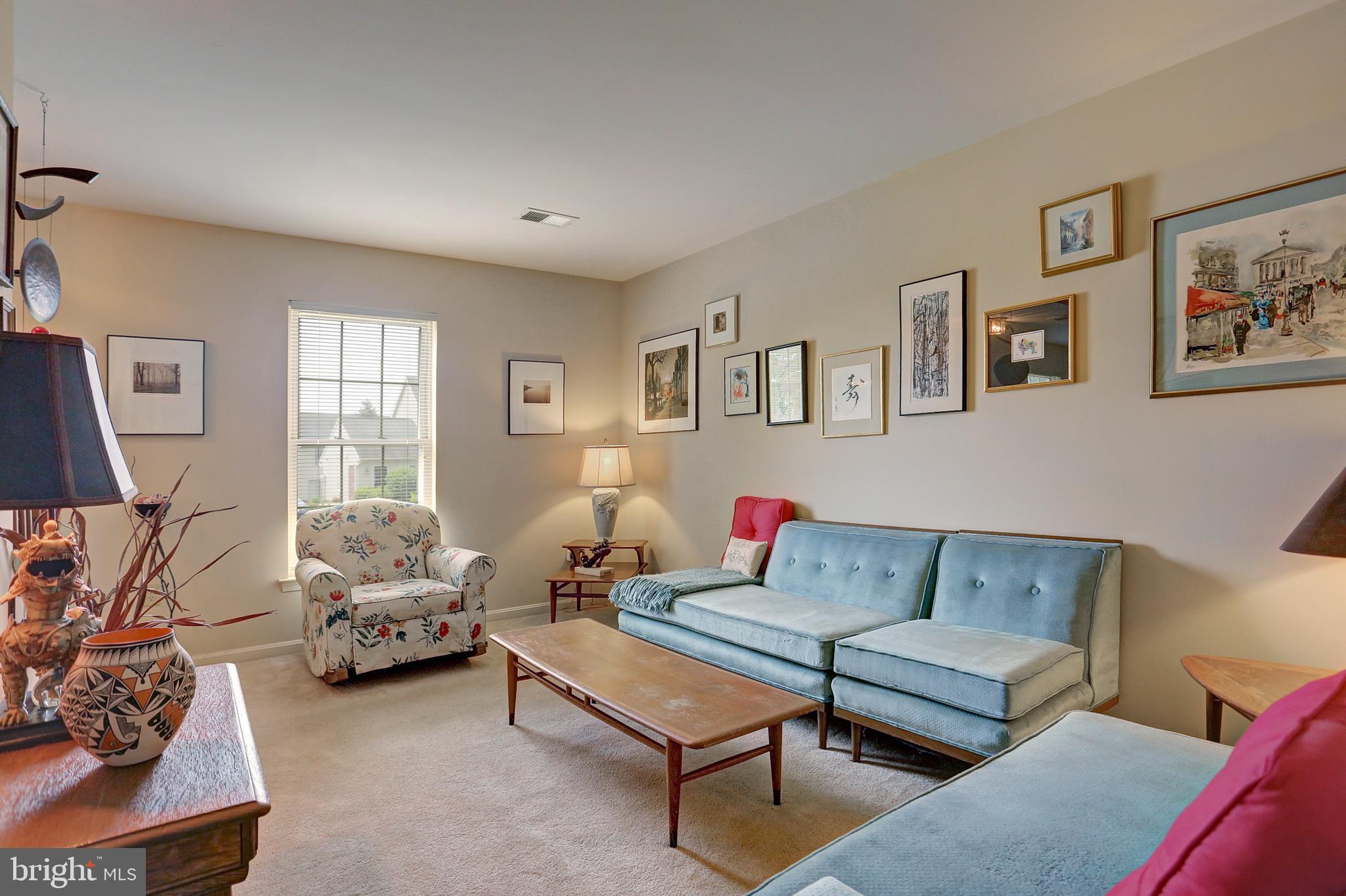 147 Hunters Ridge Drive Harrisburg, PA 17110 - Photo 4 of 23 Gallery Image 4
