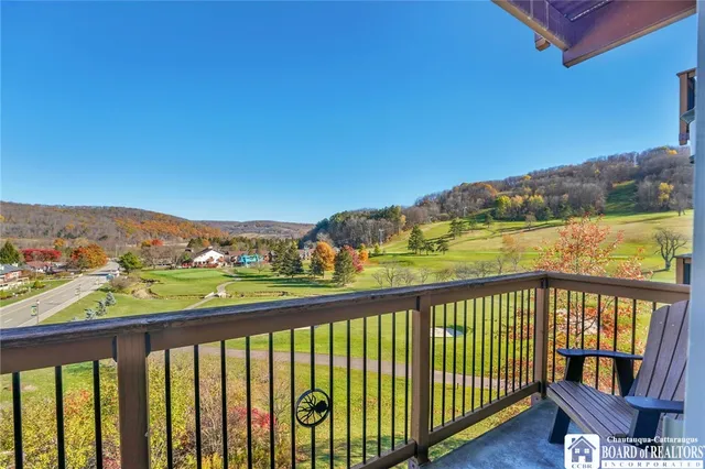 $77,900 | 4 Tamarack Drive, Unit 403, Ellicottville, NY 14731
