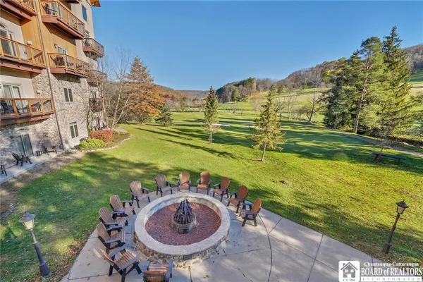 $77,900 | 401-403 Tamarack Drive, Unit 4, Ellicottville, NY 14731