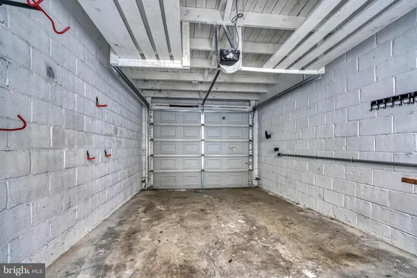 $2,200 | 715 South Eaton Street, Baltimore, MD 21224