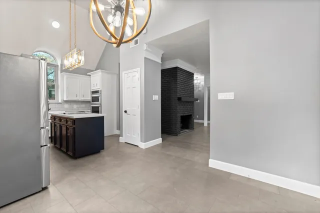 $3,900 | 31 Tanager Trail, The Woodlands, TX 77381