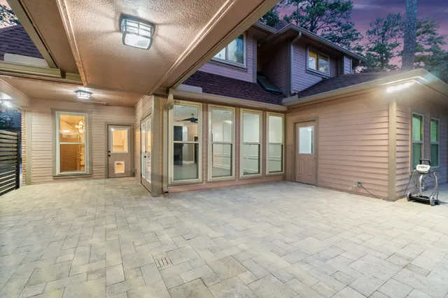 $3,900 | 31 Tanager Trail, The Woodlands, TX 77381