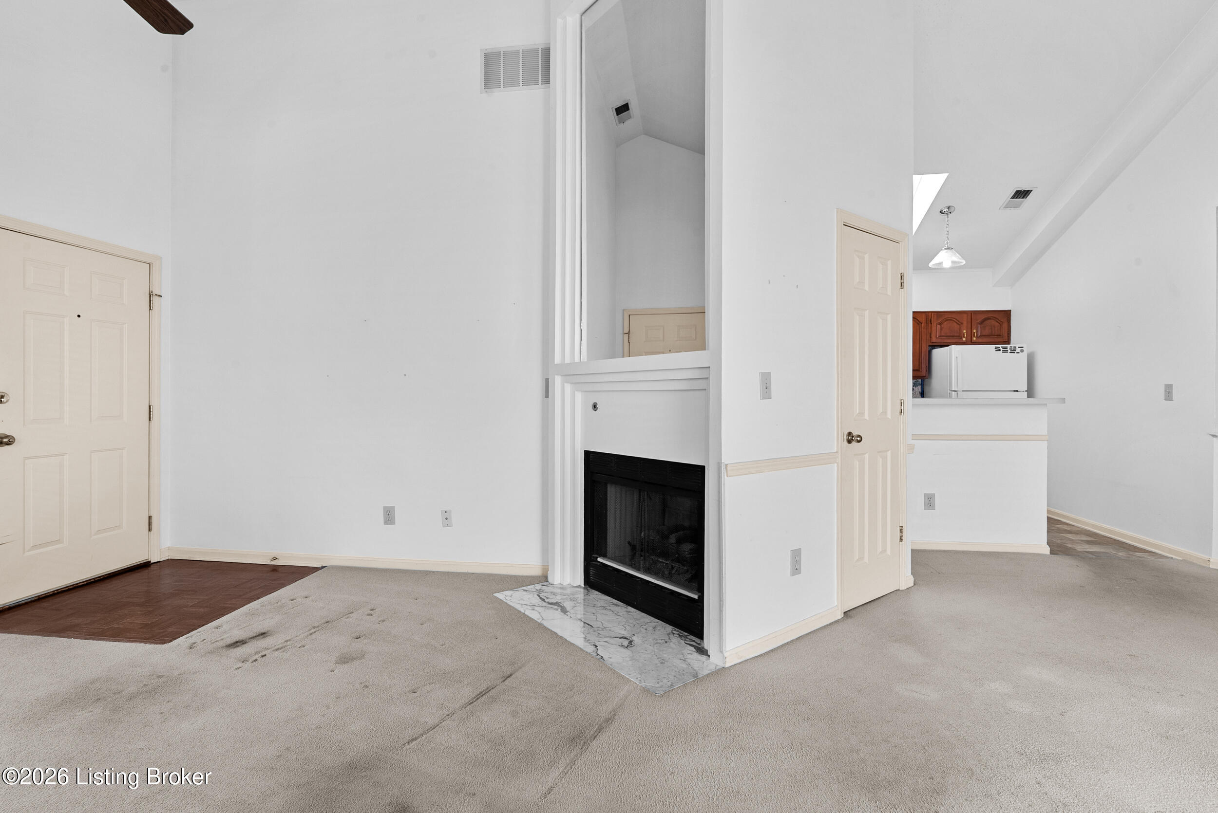 2514 Hampton Ridge Boulevard Louisville, KY 40220 - Photo 8 of 31 dsc02131