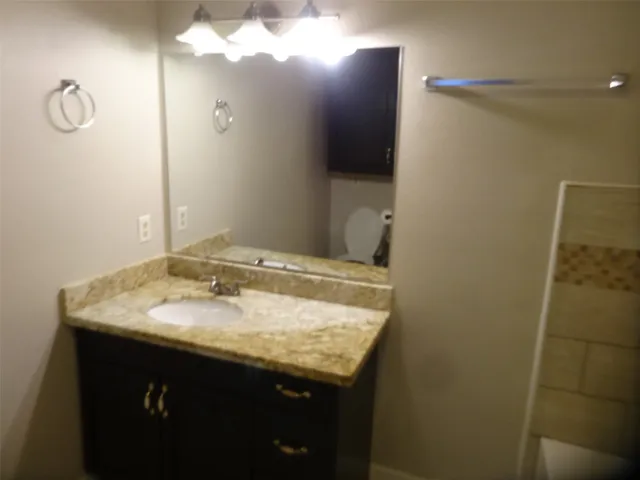 $1,900 | 1606 Quail Run, Brookshire, TX 77423