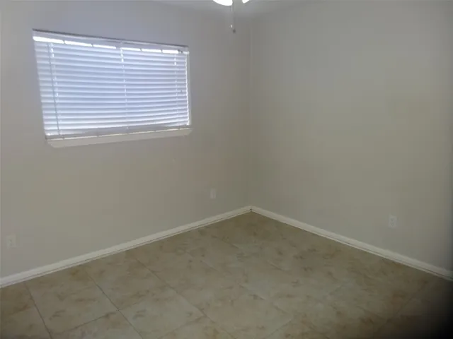 $1,900 | 1606 Quail Run, Brookshire, TX 77423