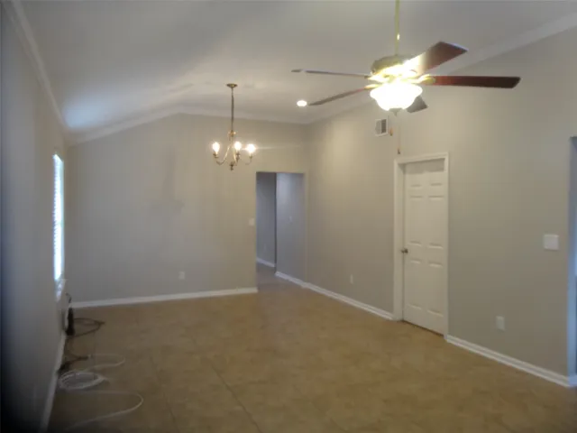 $1,900 | 1606 Quail Run, Brookshire, TX 77423