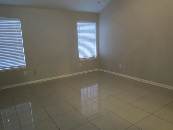 $1,900 | 1606 Quail Run, Brookshire, TX 77423