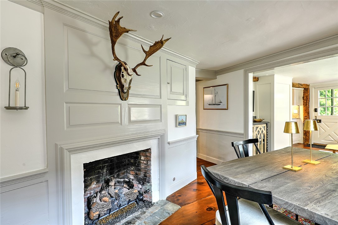 41 3rd Street Newport, RI 02840 - Photo 15 of 45