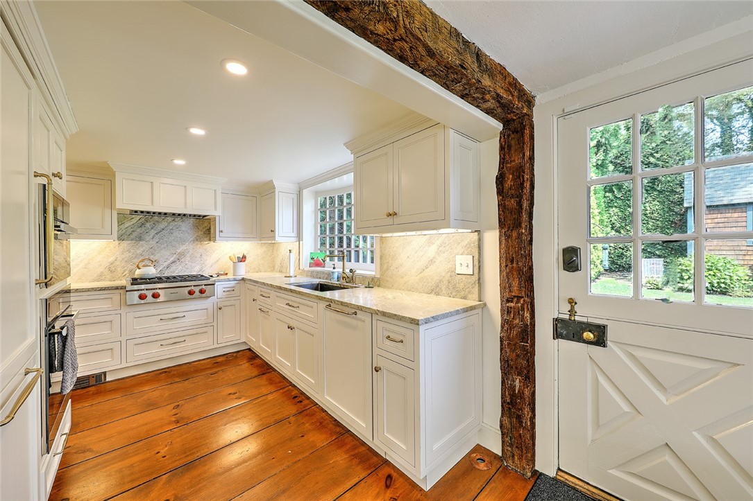 41 3rd Street Newport, RI 02840 - Photo 20 of 45