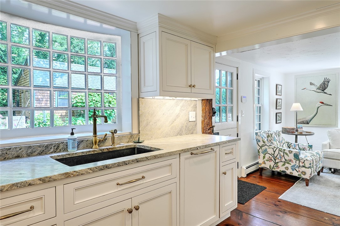 41 3rd Street Newport, RI 02840 - Photo 22 of 45