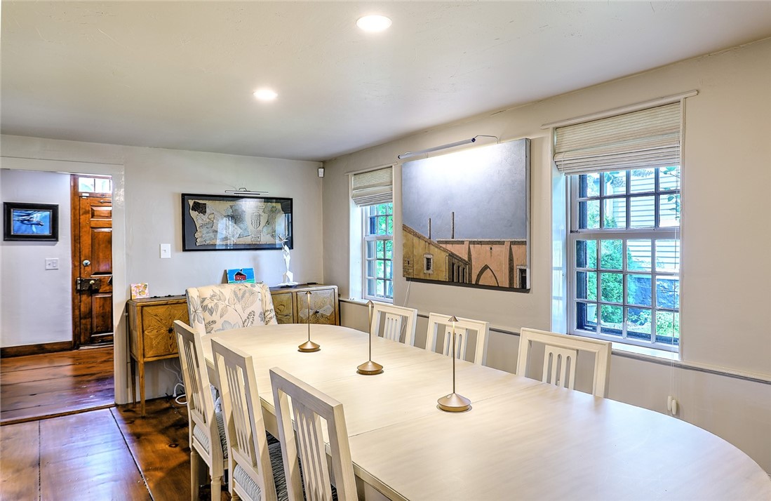 41 3rd Street Newport, RI 02840 - Photo 25 of 45