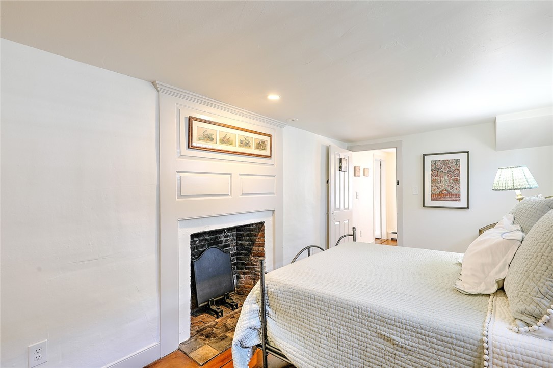 41 3rd Street Newport, RI 02840 - Photo 38 of 45