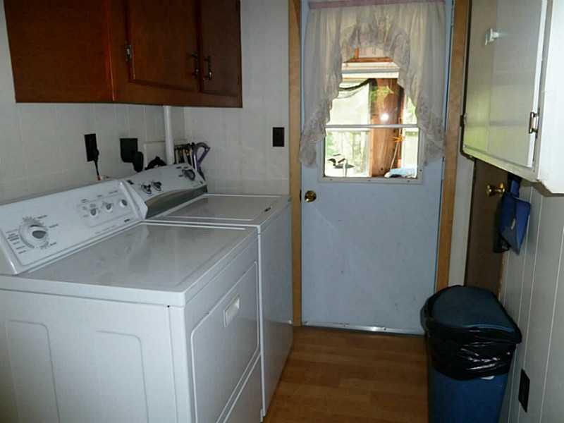 43 Poore Road Boothbay, ME 04544 - Photo 18 of 29 Laundry Room/Area.