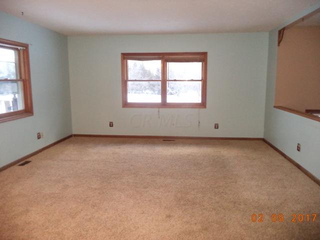 4 Summit Glen Road Southwest Pataskala, OH 43062 - Photo 4 of 14 Gallery Image 4
