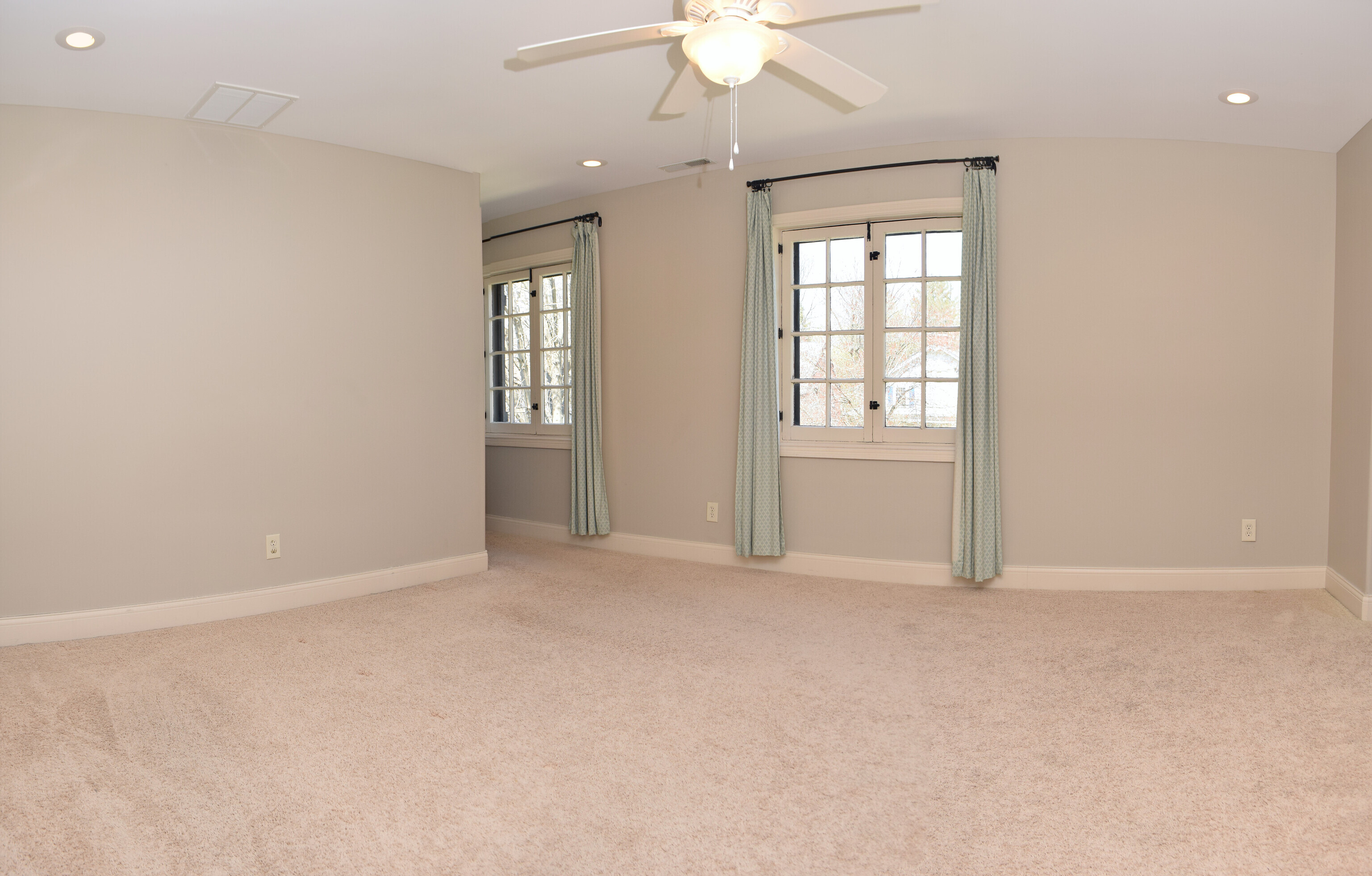131 Berkley Road Indianapolis, IN 46208 - Photo 20 of 36 Gallery Image 20