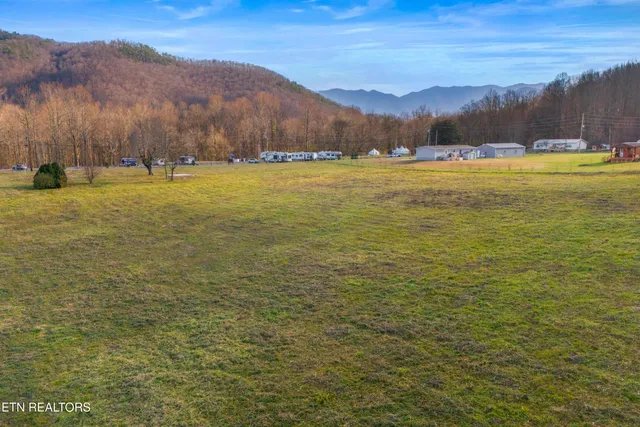 $325,000 | 4121 Chavis Road, Cosby, TN 37722