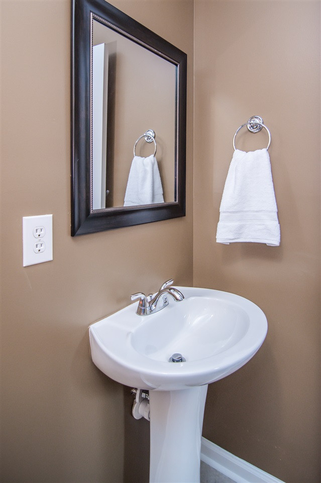 5417 Roan Mountain Place Raleigh, NC 27613 - Photo 12 of 25 Half bath on first floor