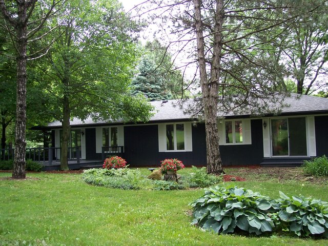 10313 Oak Ridge Road Marengo, IL 60152 - Photo 3 of 8