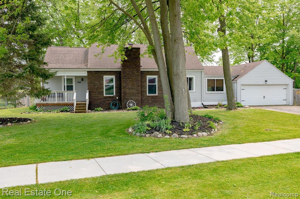 796 Michelson Road Rochester Hills, MI 48307 - Photo 1 of 35