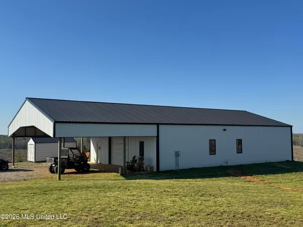 $750,000 | 329 Gilmer's Chapel Road, Conehatta, MS 39057