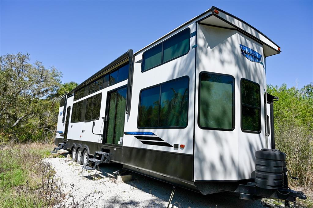 3832 Wildcat Run Road Arcadia, FL 34266 - Photo 5 of 34 a view of house with a outdoor space