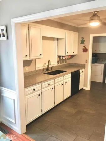 $2,100 | 320 Rogers Road, Statesboro, GA 30458