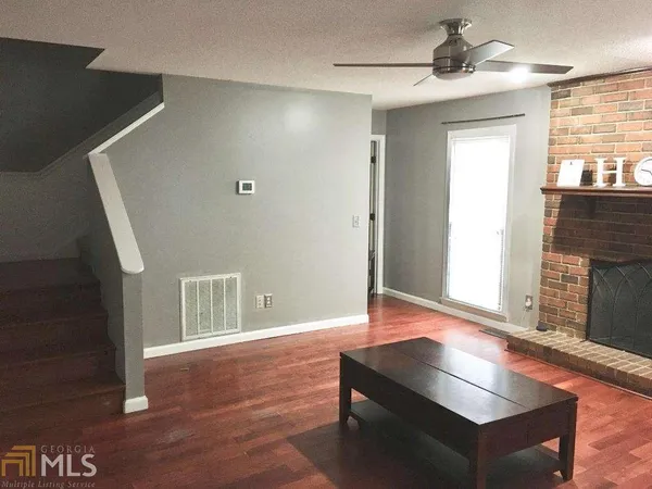 $2,100 | 320 Rogers Road, Statesboro, GA 30458