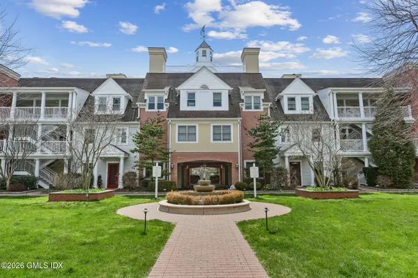 $6,800 | 51 Forest Avenue, Unit 138, Old Greenwich, CT 06870