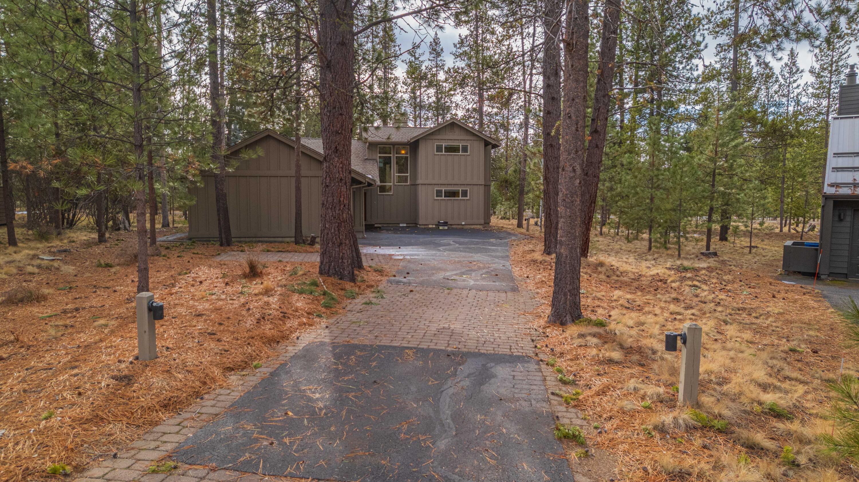 57655 Aspen Lane, Unit 2 Sunriver, OR 97707 - Photo 2 of 47 2 - front exterior