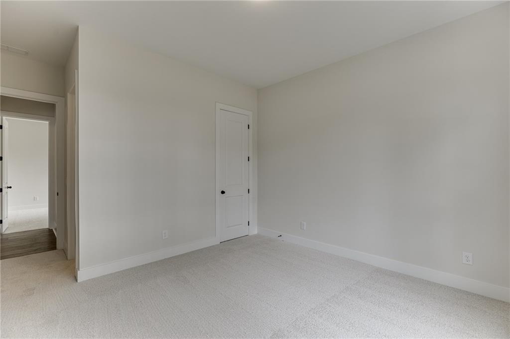 5410 Settingdown Road Cumming, GA 30041 - Photo 9 of 47