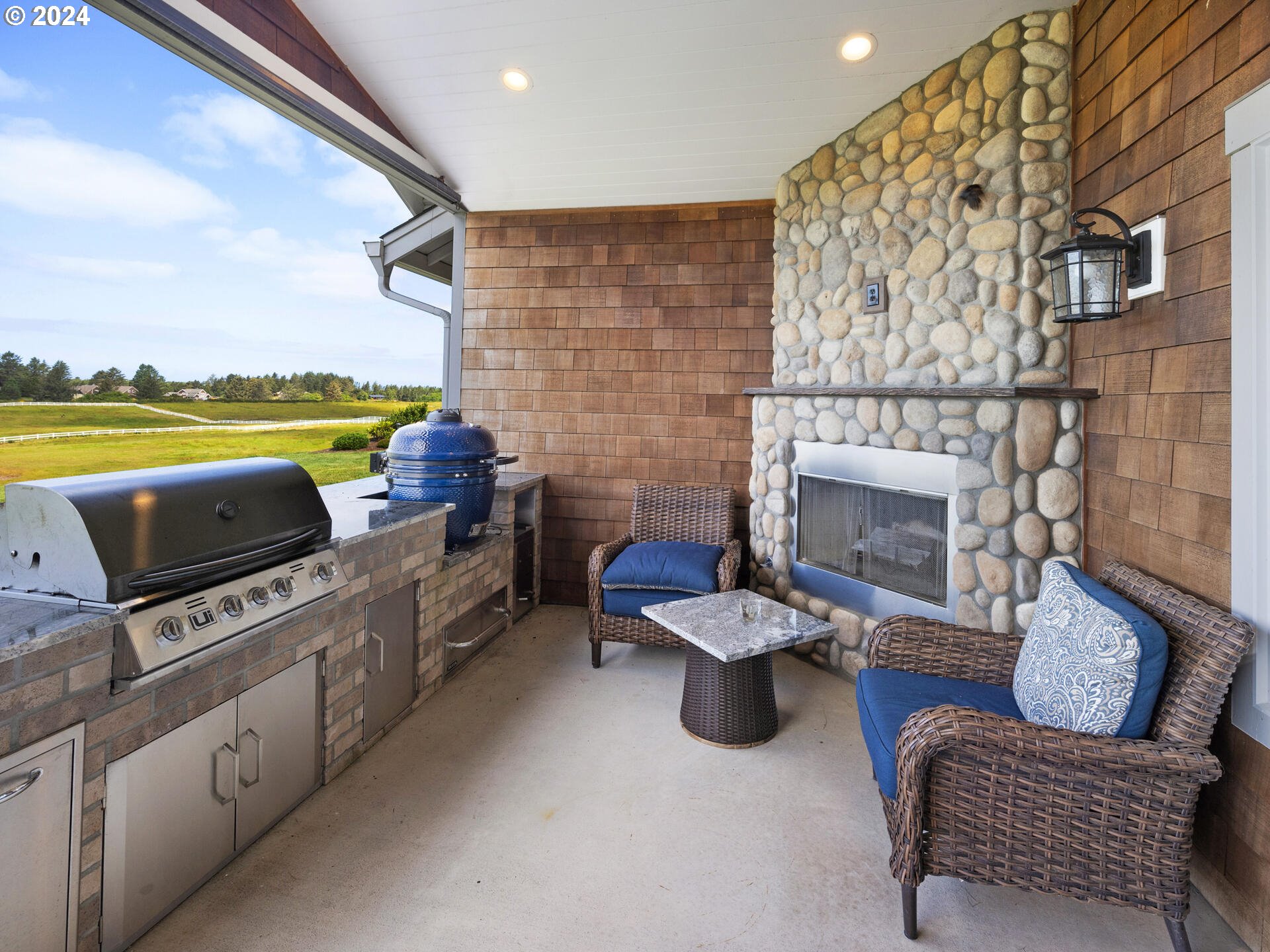81160 Polo Ridge Road Warrenton, OR 97146 - Photo 35 of 48 Patio