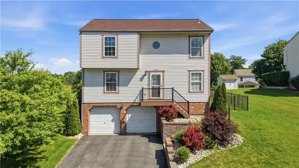 $440,000 | 711 Es Farms Drive, Cranberry Township, PA 16066
