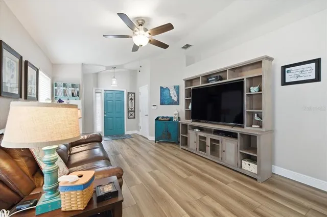 $279,900 | 18641 Rolling Hills Loop, Hudson, FL 34667