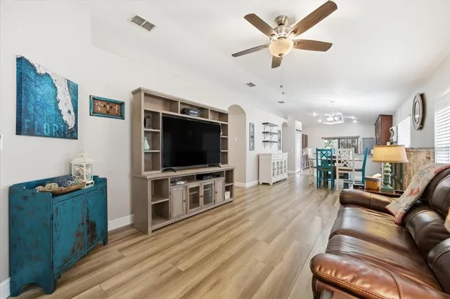 $279,900 | 18641 Rolling Hills Loop, Hudson, FL 34667