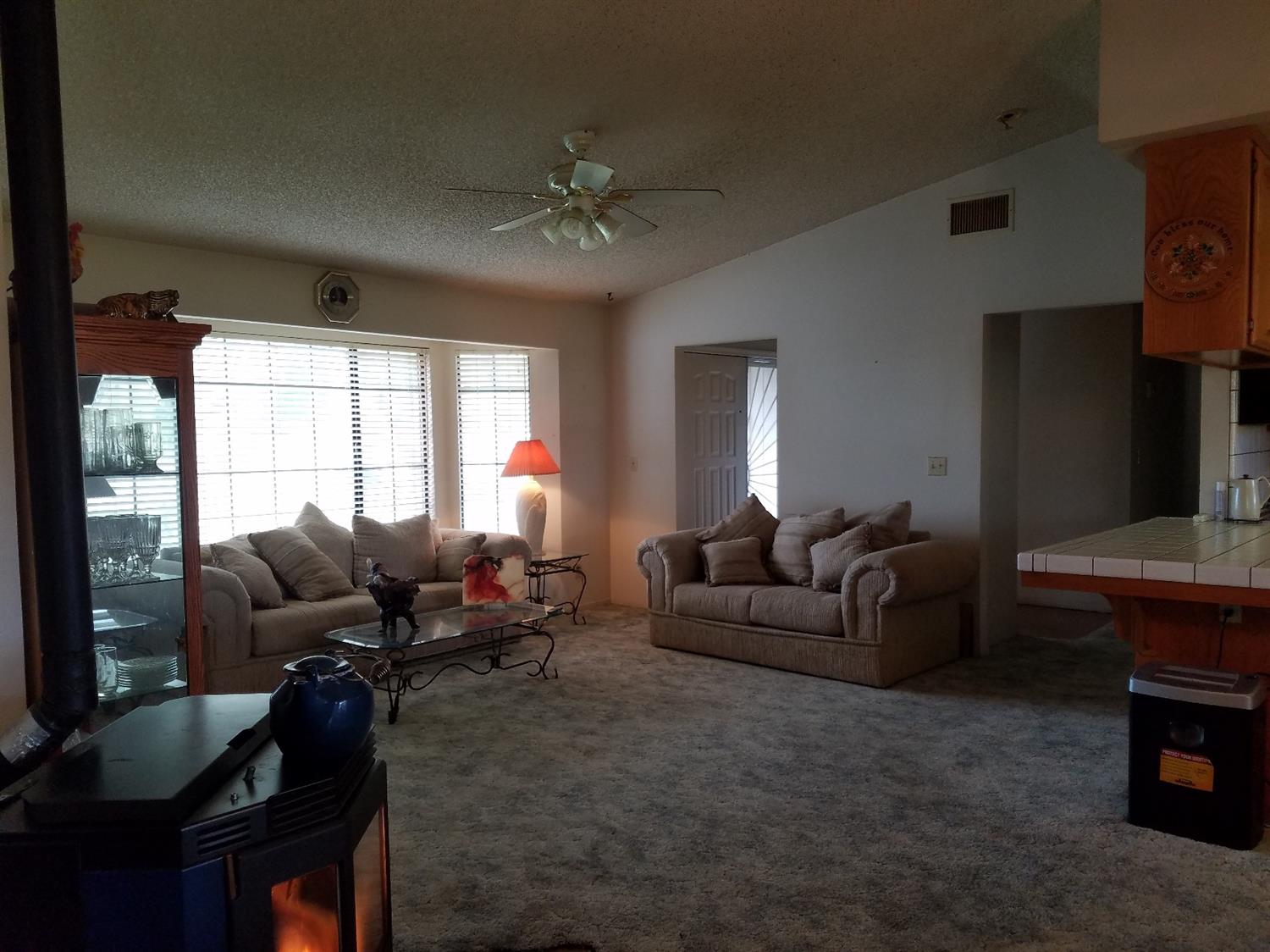 19775 Oakhill Road Madera, CA 93638 - Photo 11 of 29 Gallery Image 11