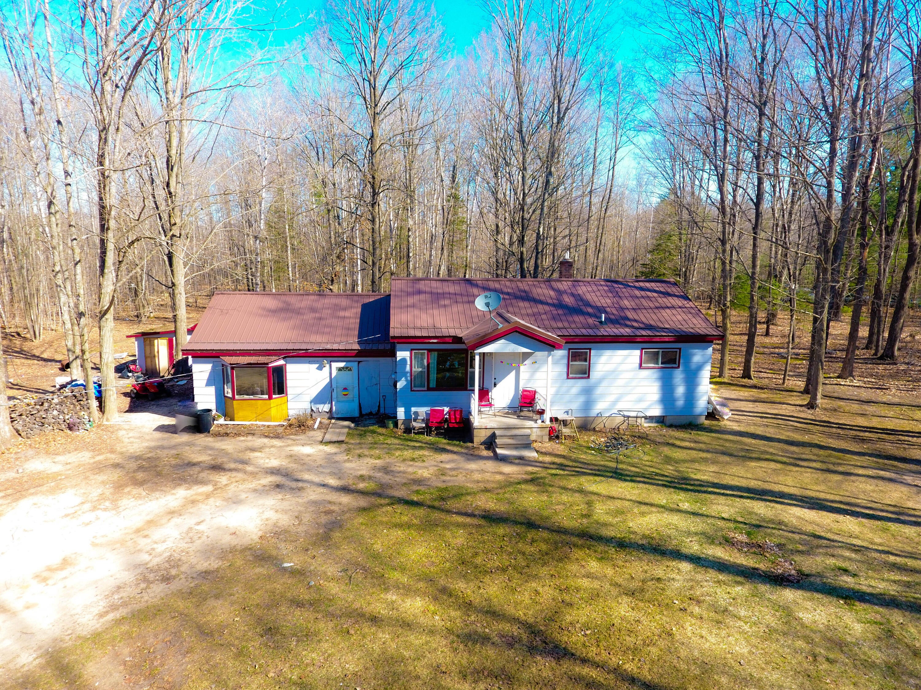 4671 Long Lake Road Cheboygan, MI 49721 - Photo 12 of 12 Gallery Image 12